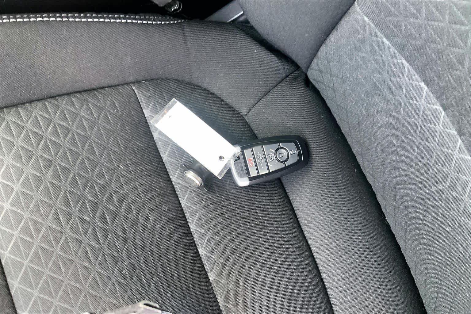 Certified 2025 Ford Escape Active FWD image 15
