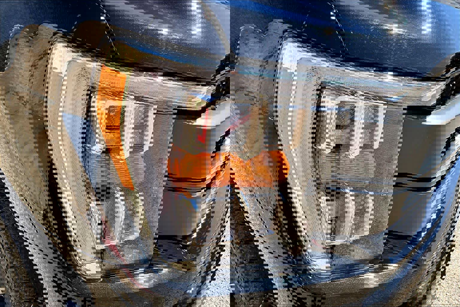 Certified 2023 Ford F150 Lariat image 29