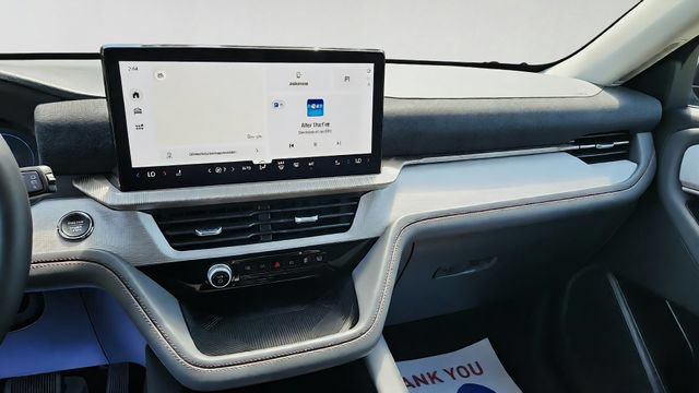 Certified 2025 Ford Explorer Active AWD/4WD image 18