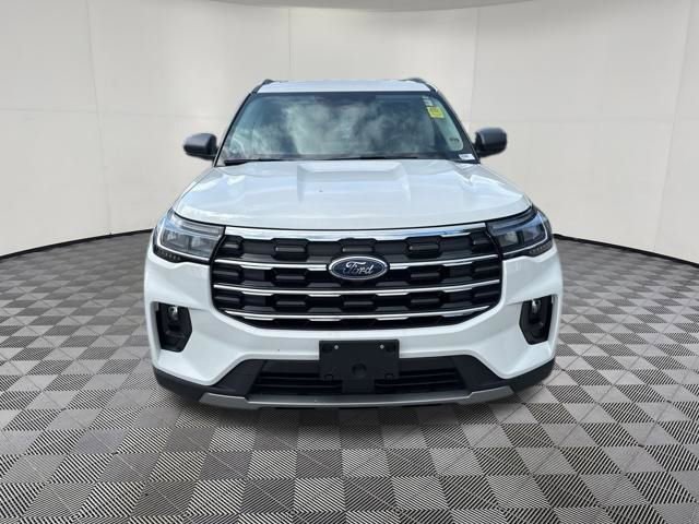 Certified 2025 Ford Explorer Active w/ Active Comfort Package AWD/4WD image 14