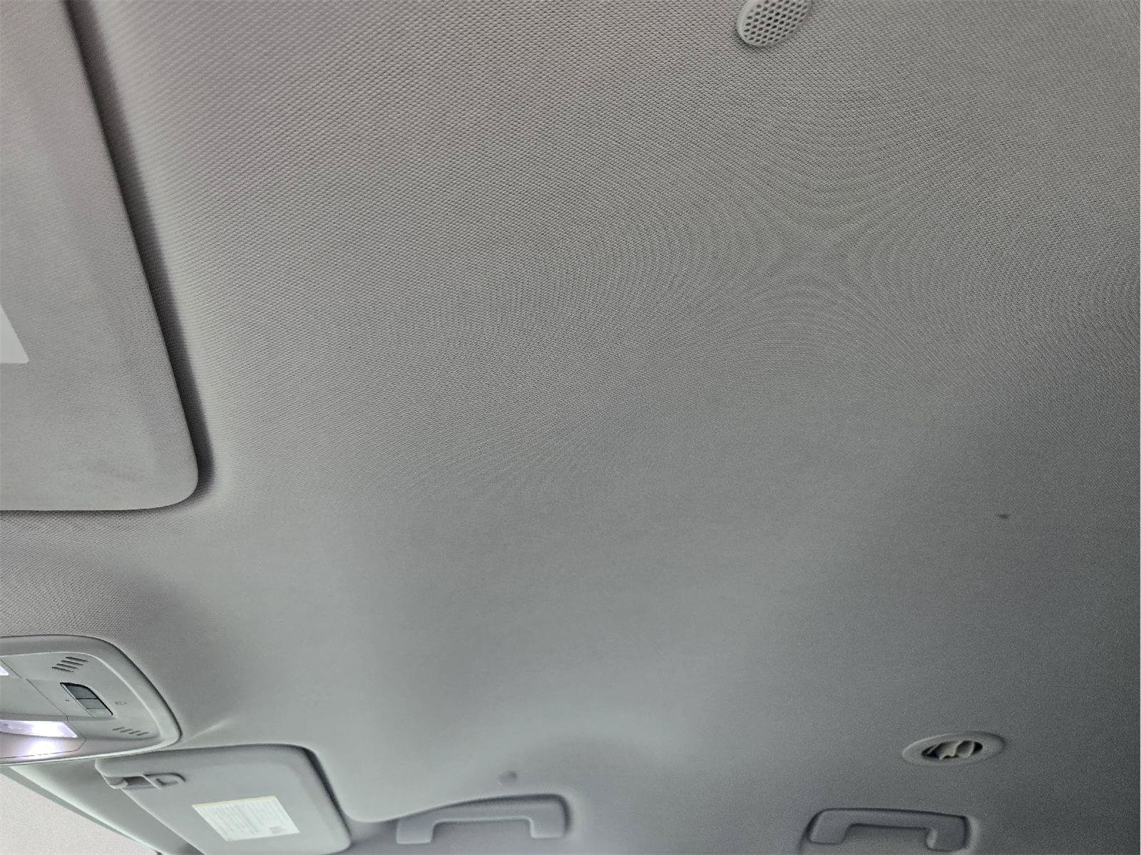 Used 2019 Chevrolet Traverse LT FWD image 23