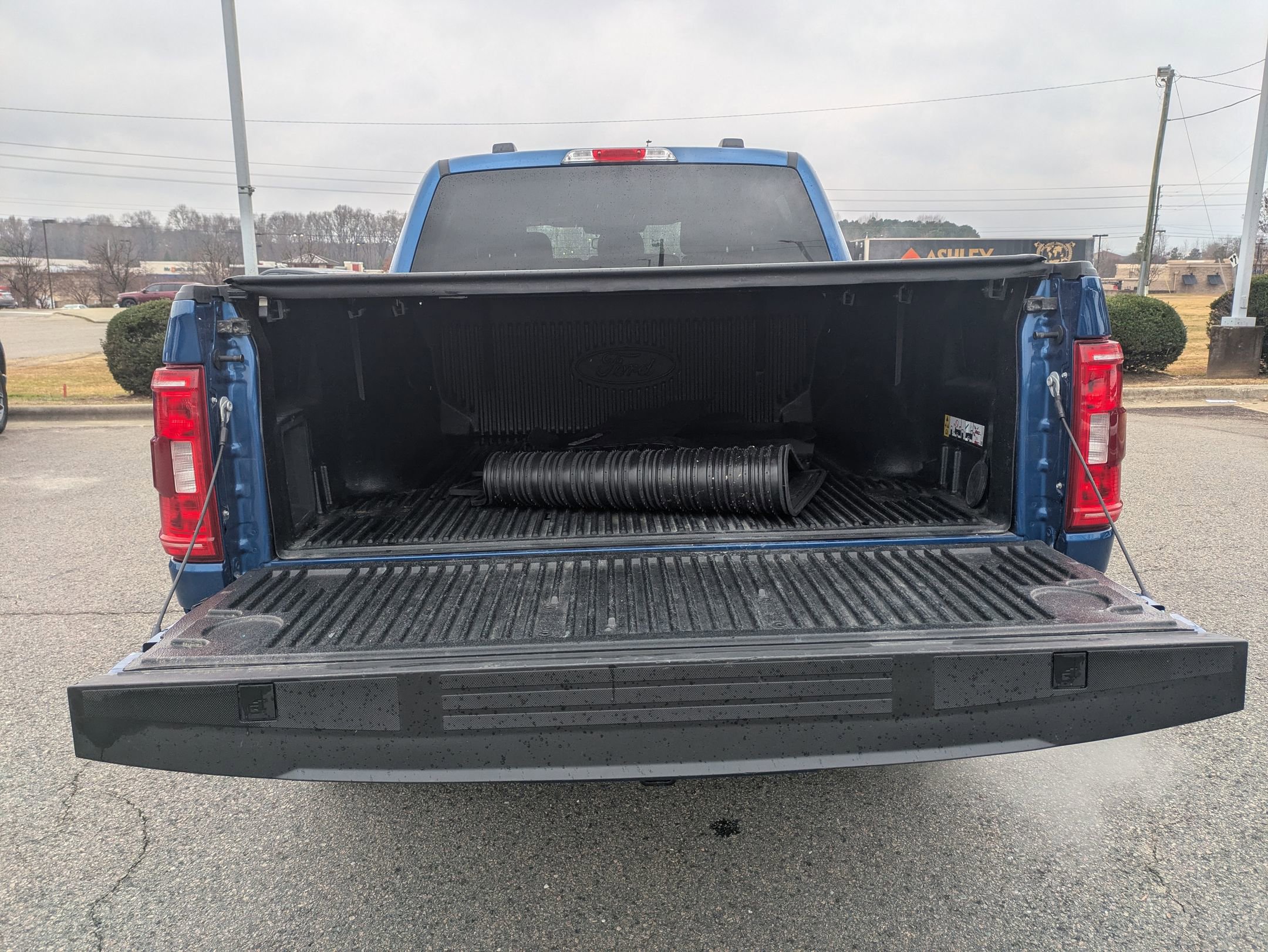 Certified 2023 Ford F150 XLT w/ Equipment Group 302A High image 32