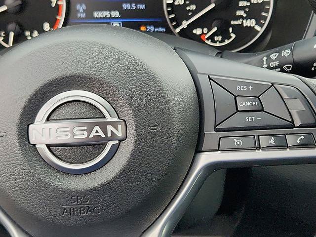 Used 2025 Nissan Altima 2.5 SV FWD image 26