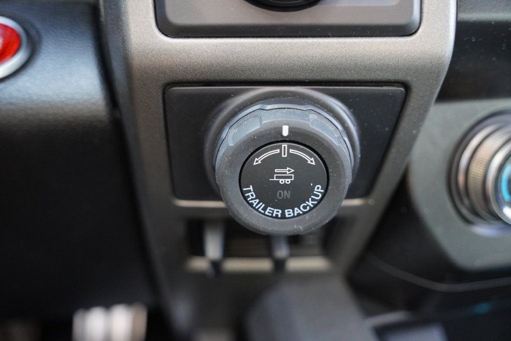 Certified 2019 Ford F150 Raptor w/ Equipment Group 802A Luxury AWD/4WD image 36