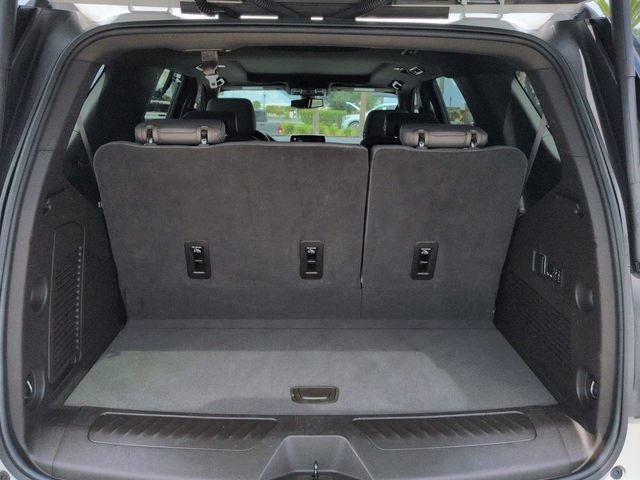 Used 2022 Chevrolet Tahoe LT w/ LT Signature Package RWD image 13