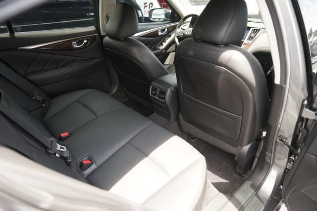 Used 2018 INFINITI Q50 Luxe w/ Essential Package (3.0T Luxe) RWD image 15