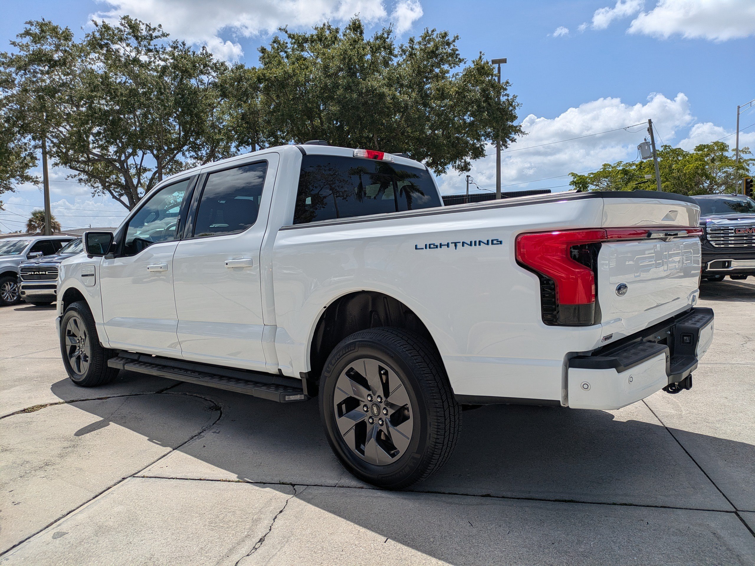 Certified 2023 Ford F150 Lightning Lariat w/ Equipment Group 511A High AWD/4WD image 6