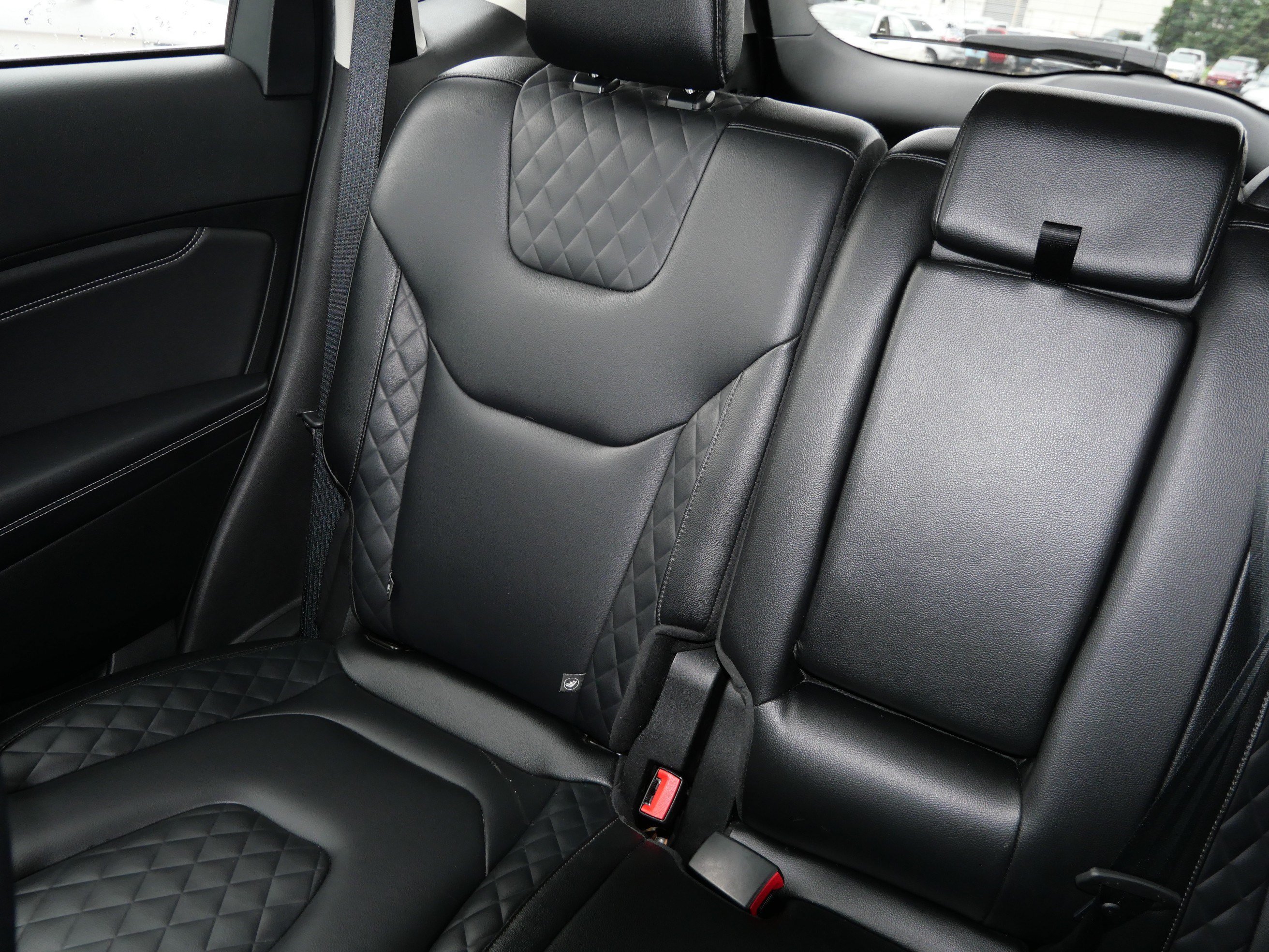 Certified 2024 Ford Edge Titanium AWD/4WD image 10