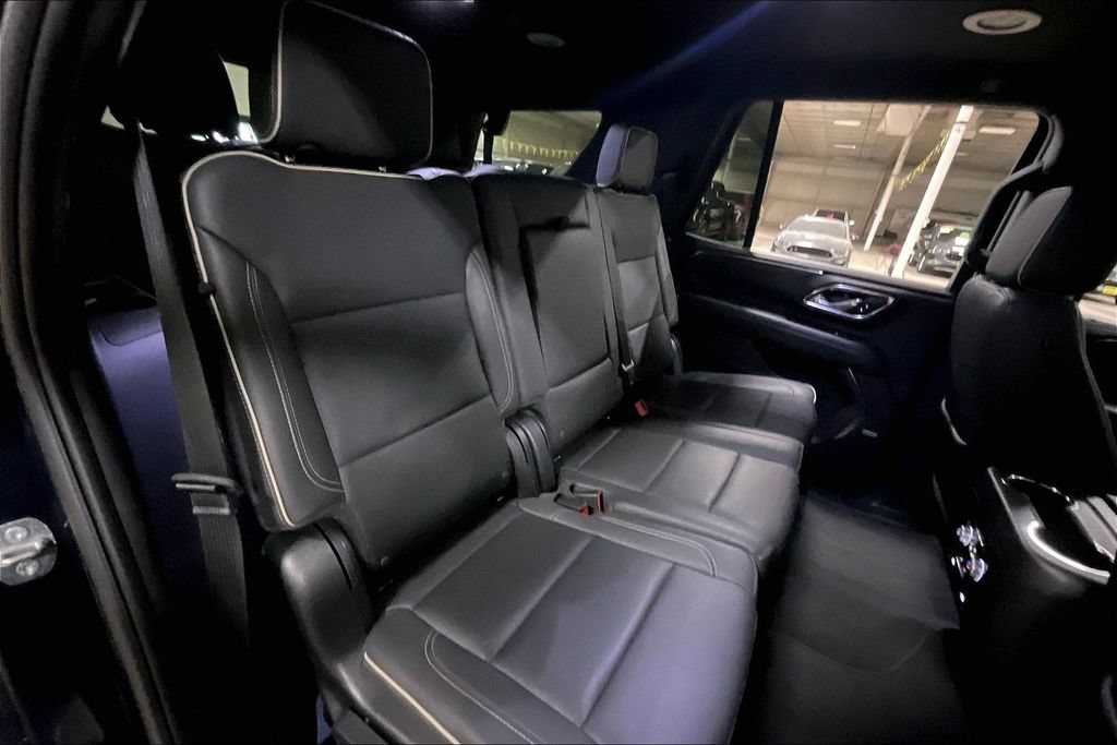 Used 2023 GMC Yukon SLT AWD/4WD image 25