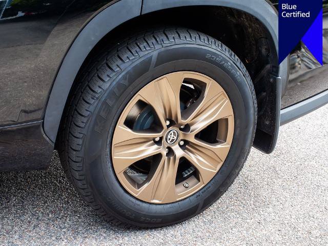 Used 2022 Toyota Highlander Bronze Edition AWD/4WD image 6