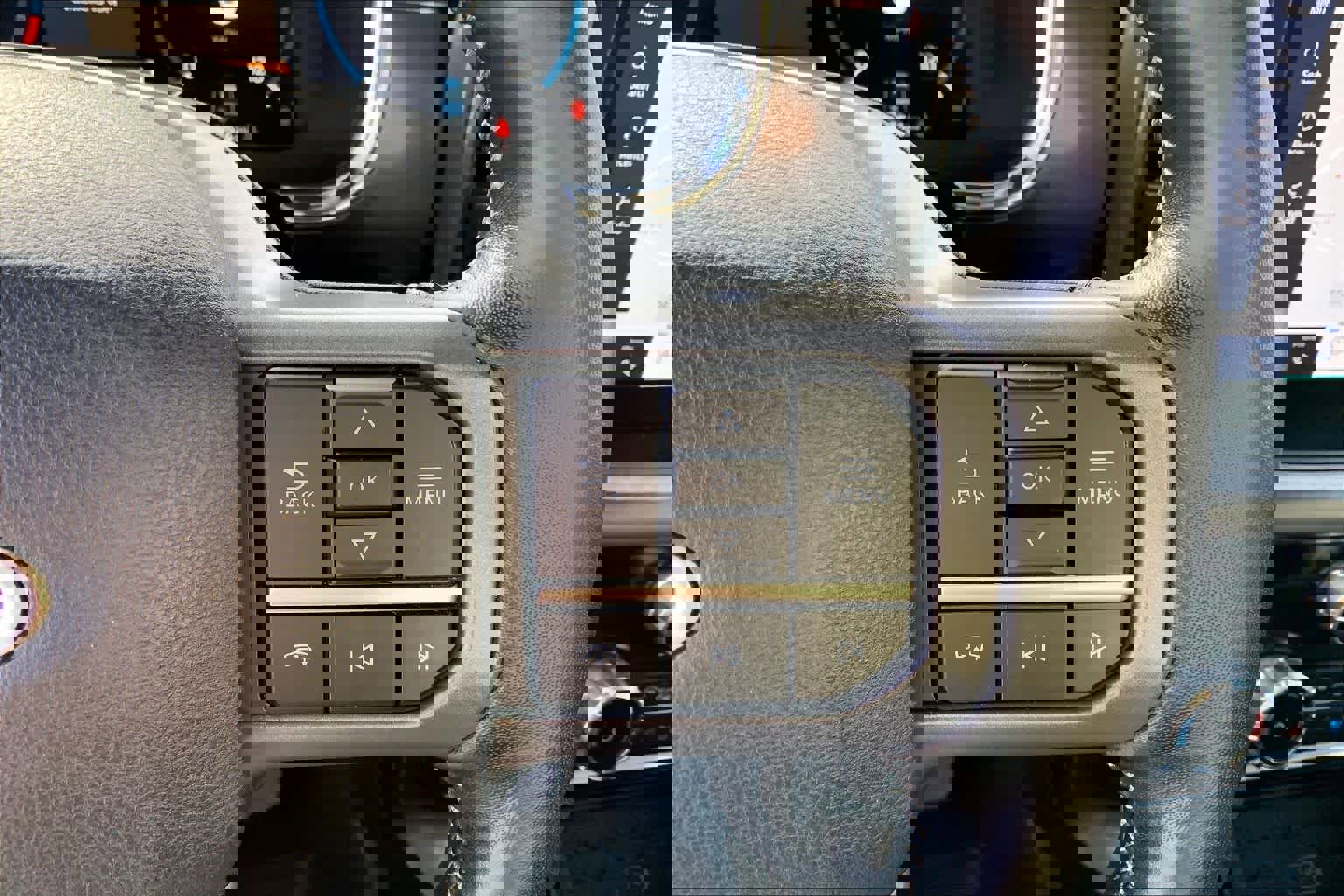 Certified 2023 Ford F150 Lariat w/ Equipment Group 502A High image 24