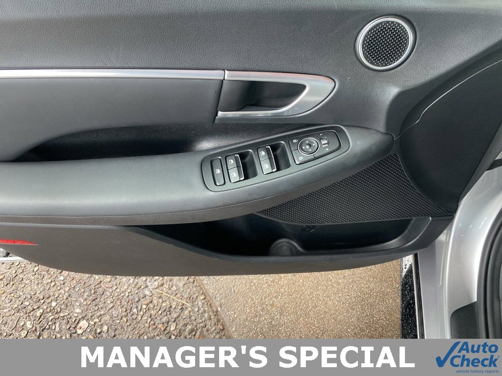 Used 2021 Hyundai Sonata SEL w/ Convenience Package image 22