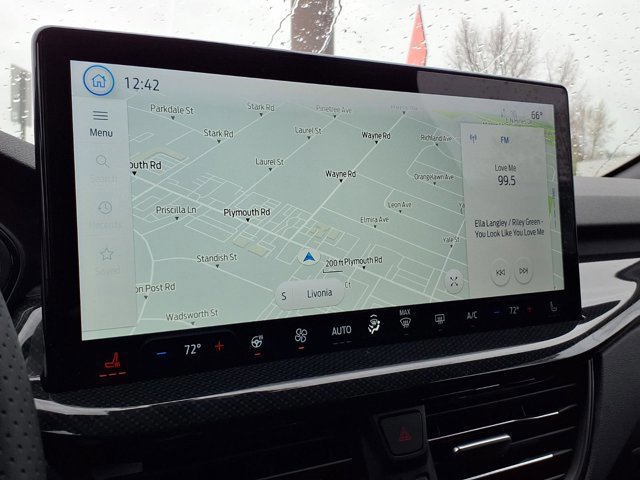 Certified 2024 Ford Escape ST-Line w/ Tech Pack #1 image 10