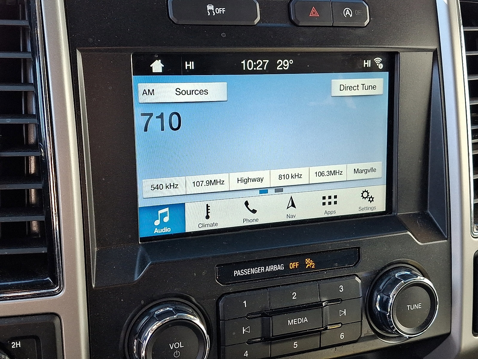 Certified 2019 Ford F150 Lariat image 17