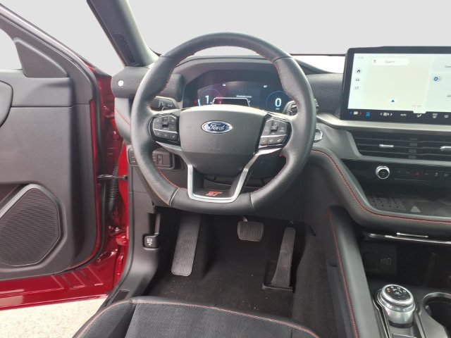 Certified 2025 Ford Explorer ST AWD/4WD image 15