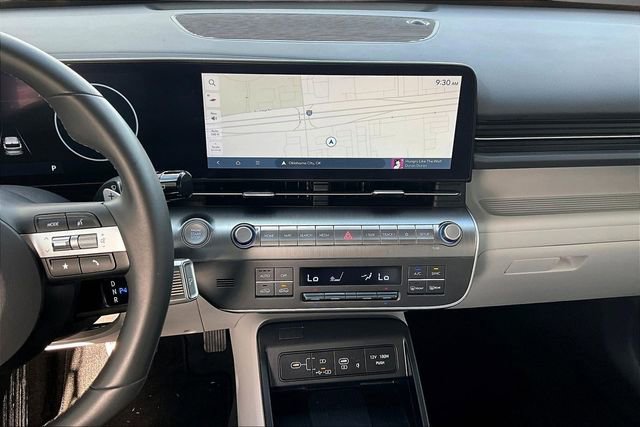 Used 2024 Hyundai Kona SEL w/ Convenience Package image 5