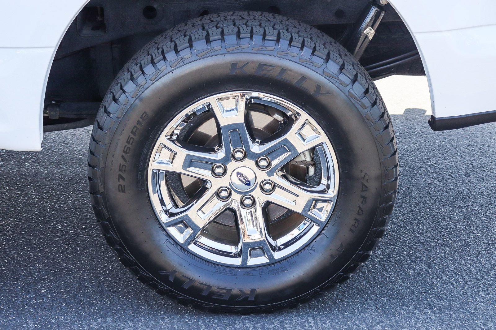 Certified 2019 Ford F150 XLT w/ Equipment Group 302A Luxury AWD/4WD image 7