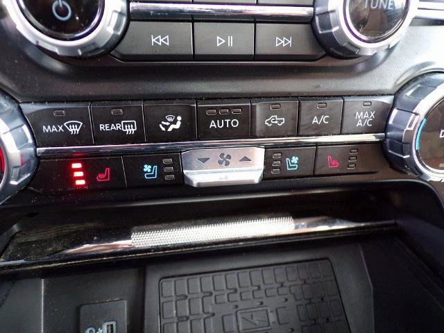 Certified 2023 Ford F150 Platinum w/ Equipment Group 701A High image 20