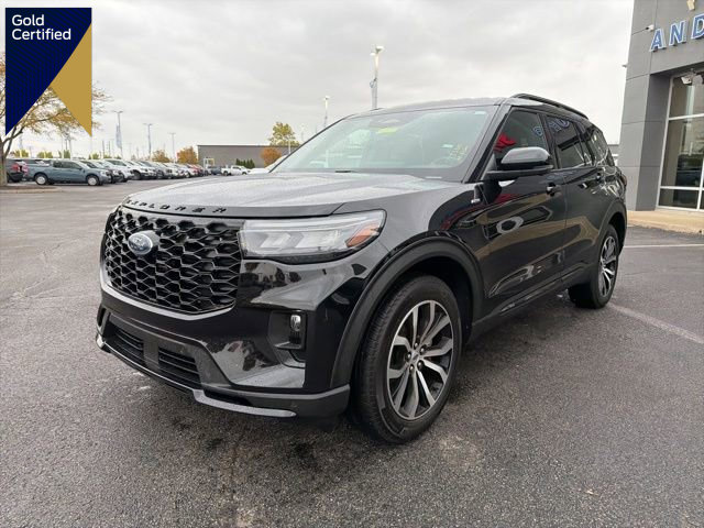 Certified 2025 Ford Explorer ST-Line image 1