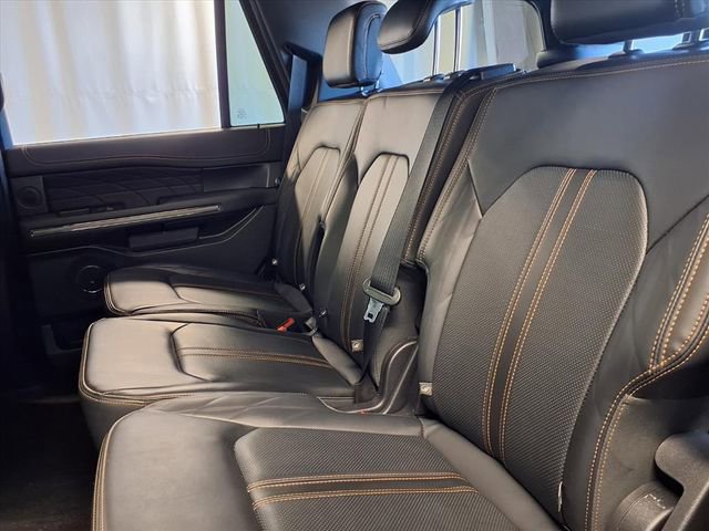 Certified 2022 Ford Expedition Platinum image 14