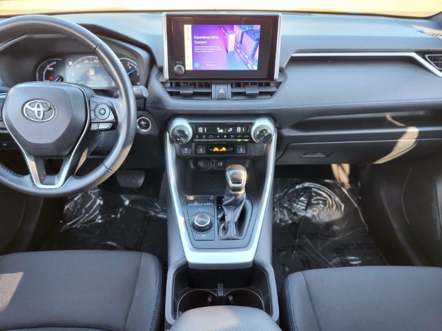 Used 2024 Toyota RAV4 SE w/ Convenience Package AWD/4WD image 14