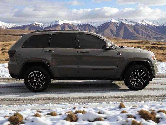 Used 2020 Jeep Grand Cherokee Trailhawk w/ Trailhawk Luxury Group image 7