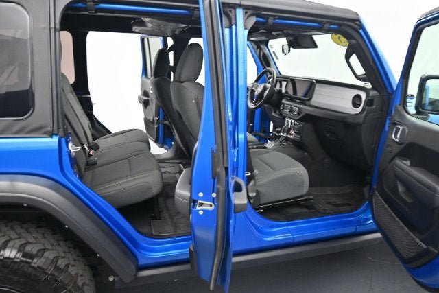 Used 2025 Jeep Wrangler Unlimited Sport AWD/4WD image 13