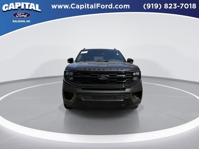 Certified 2025 Ford Expedition Max Platinum w/ Stealth Performance Package AWD/4WD image 9