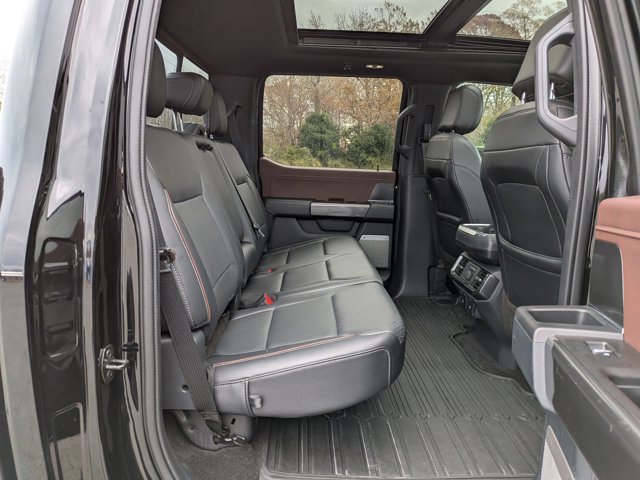 Certified 2022 Ford F150 Lariat w/ Equipment Group 502A High image 33