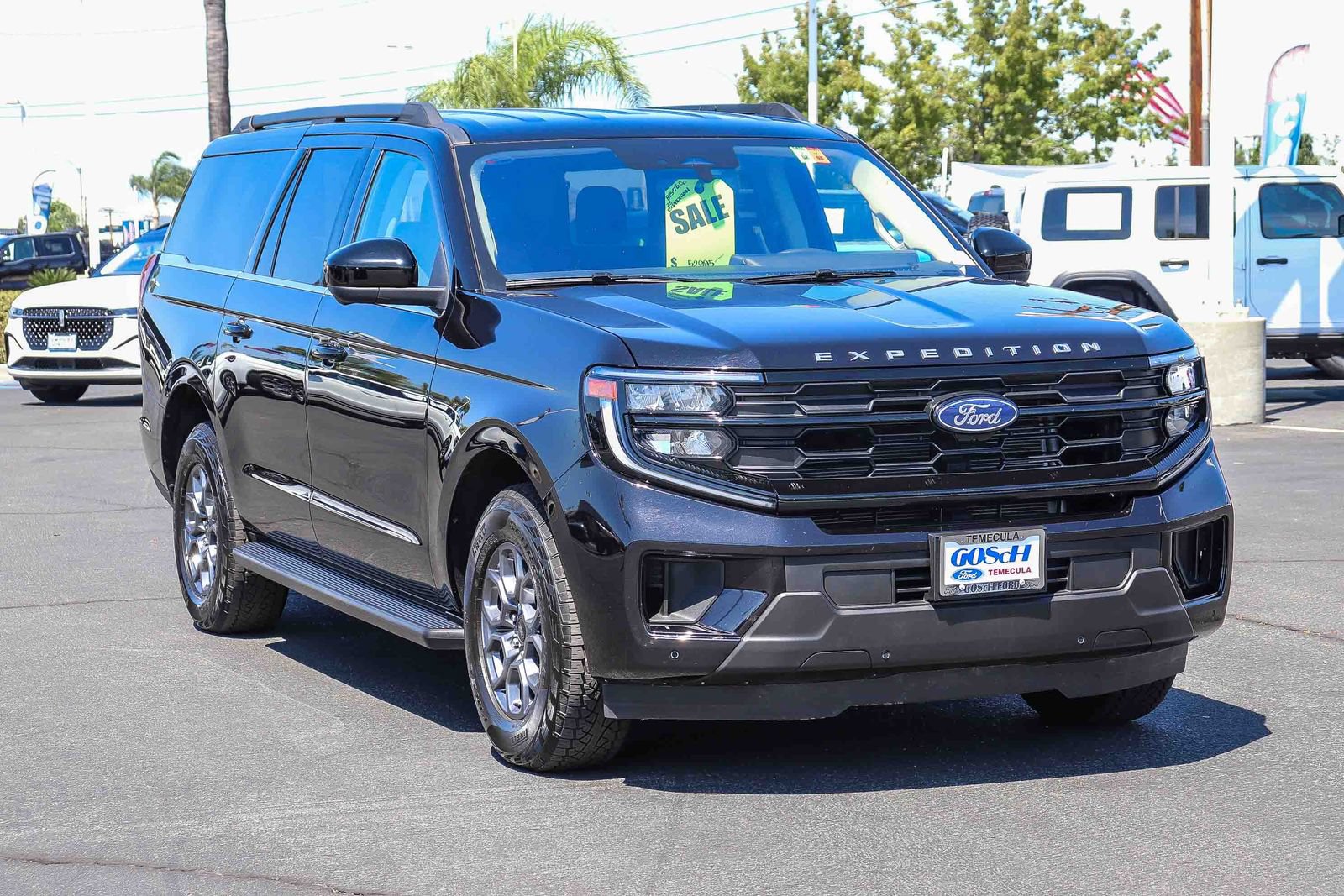 Certified 2025 Ford Expedition Max Active RWD image 3