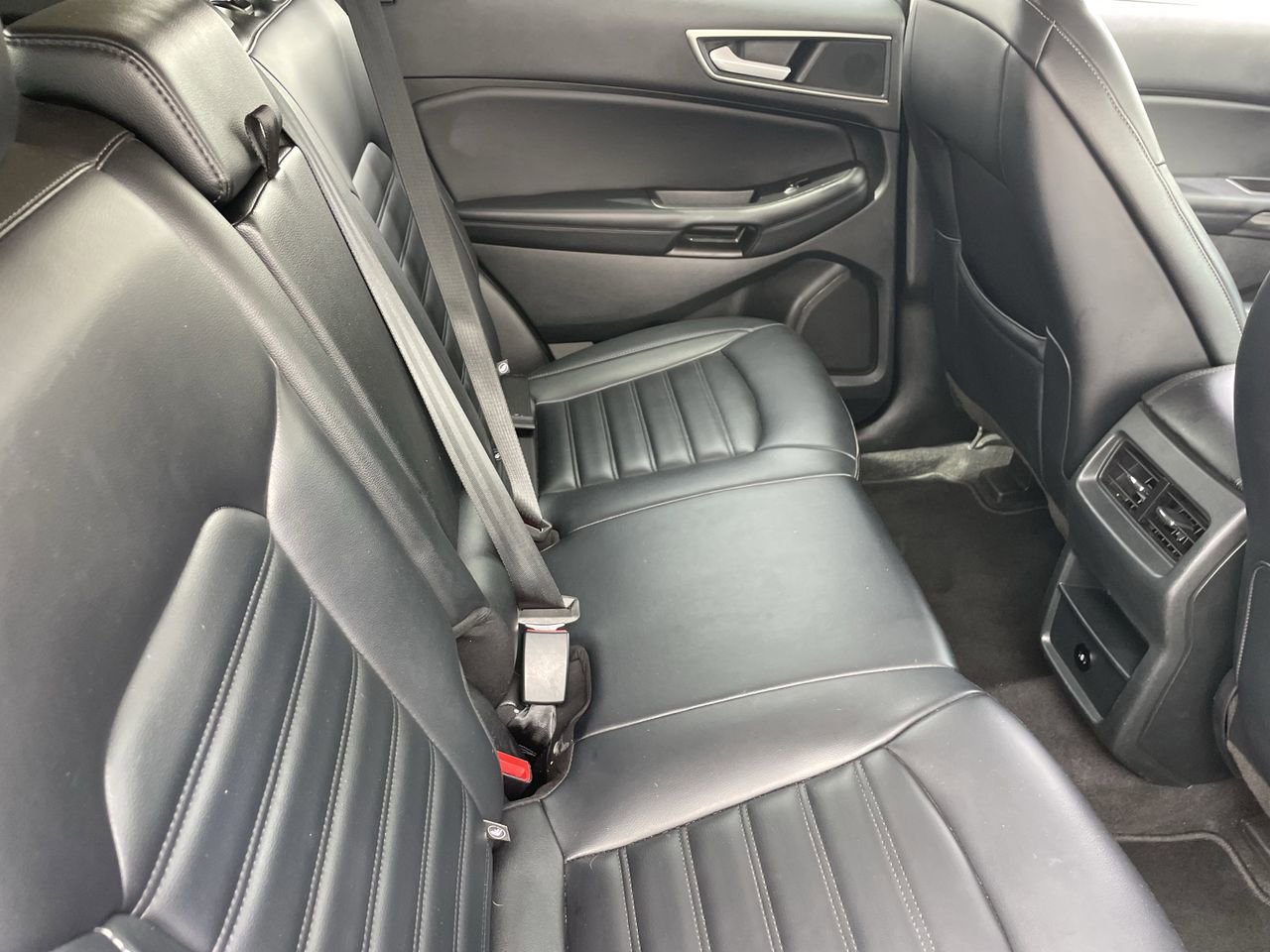 Certified 2024 Ford Edge SEL AWD/4WD image 13