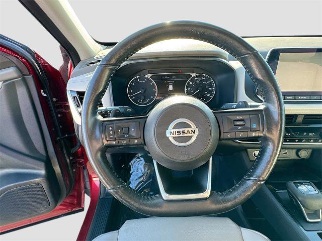 Used 2021 Nissan Rogue SV w/ Premium Package image 10