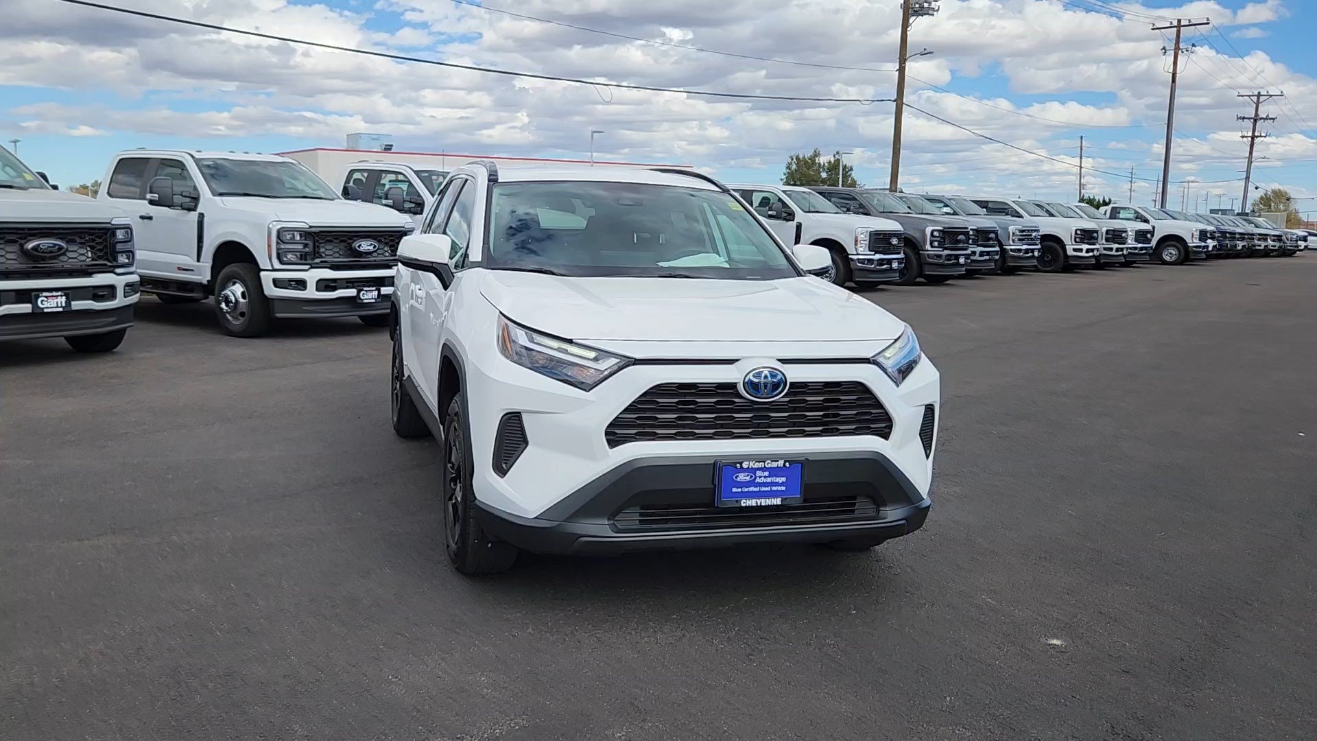Used 2024 Toyota RAV4 XLE AWD/4WD image 5