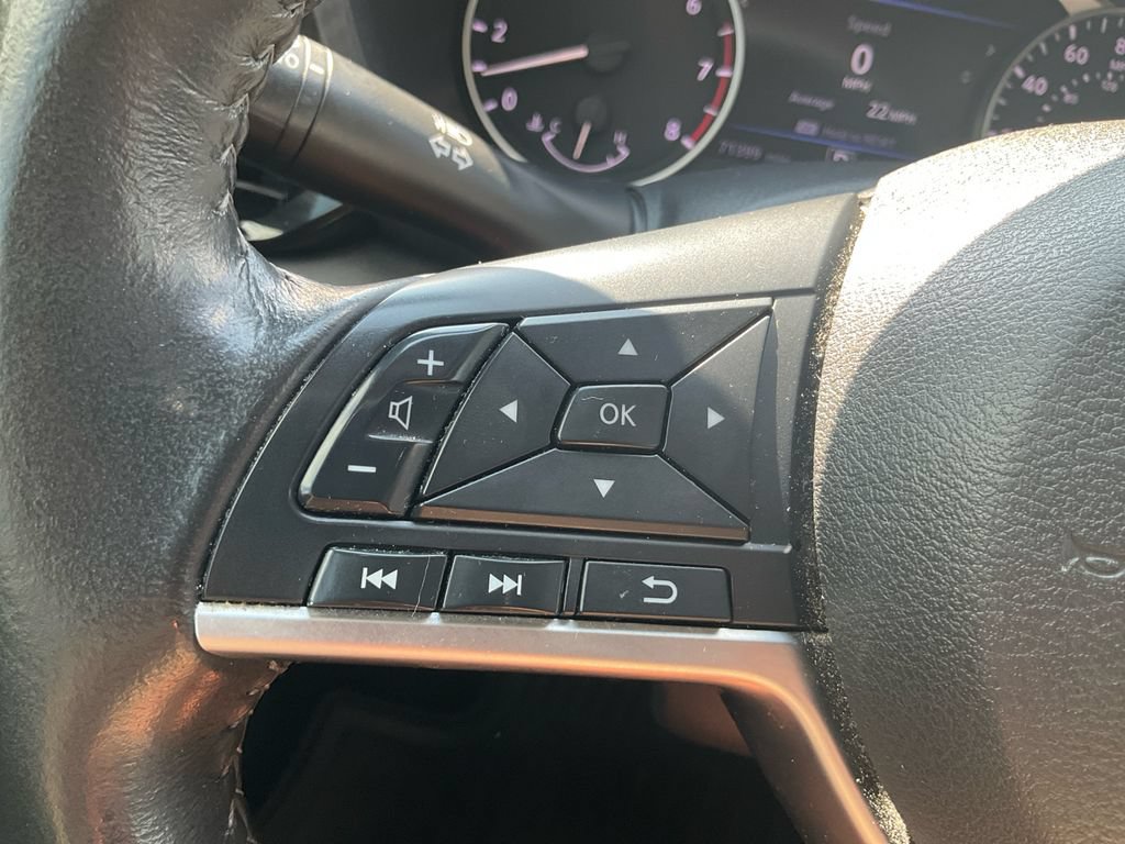Used 2022 Nissan Sentra SV FWD image 21