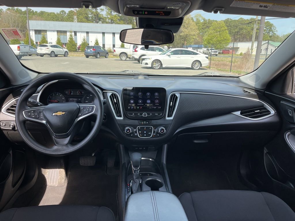 Used 2024 Chevrolet Malibu LT image 8