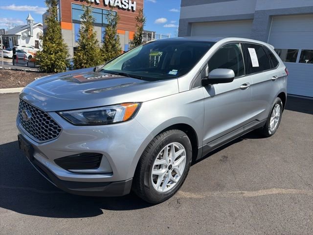 Certified 2024 Ford Edge SEL image 9