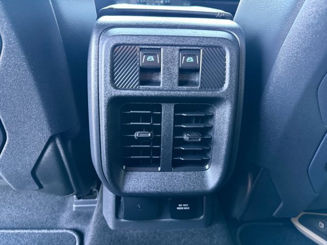 Certified 2025 Ford Bronco Badlands AWD/4WD image 23