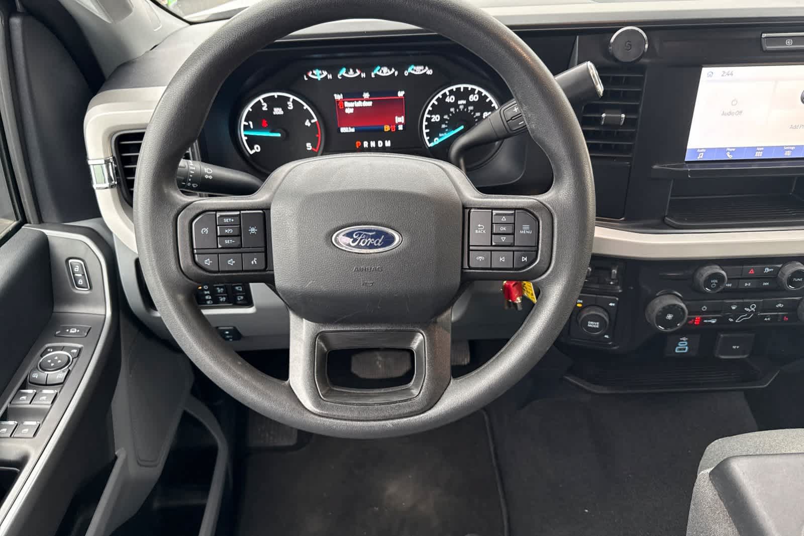 Certified 2025 Ford F550 4x4 SuperCab Super Duty w/ XLT Value Package image 15