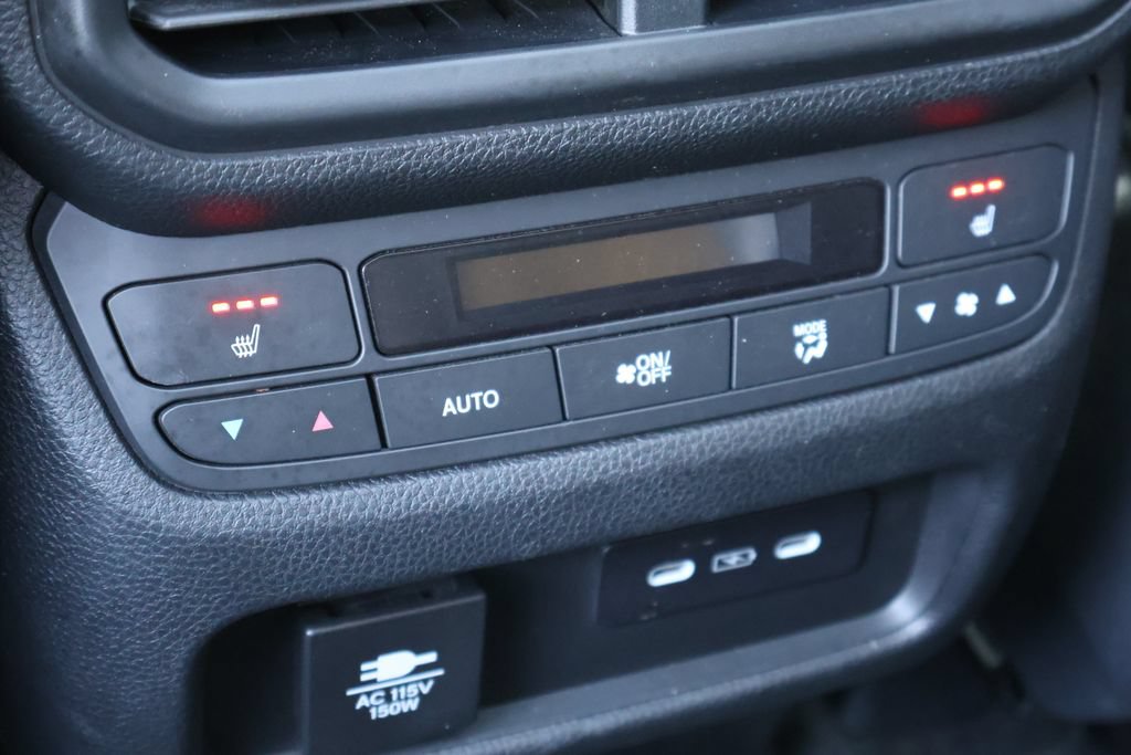 Used 2024 Honda Pilot Elite image 33