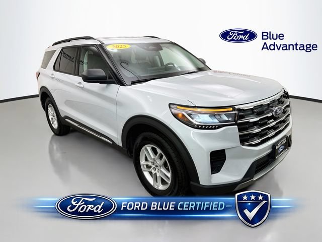 Certified 2025 Ford Explorer Active AWD/4WD image 1