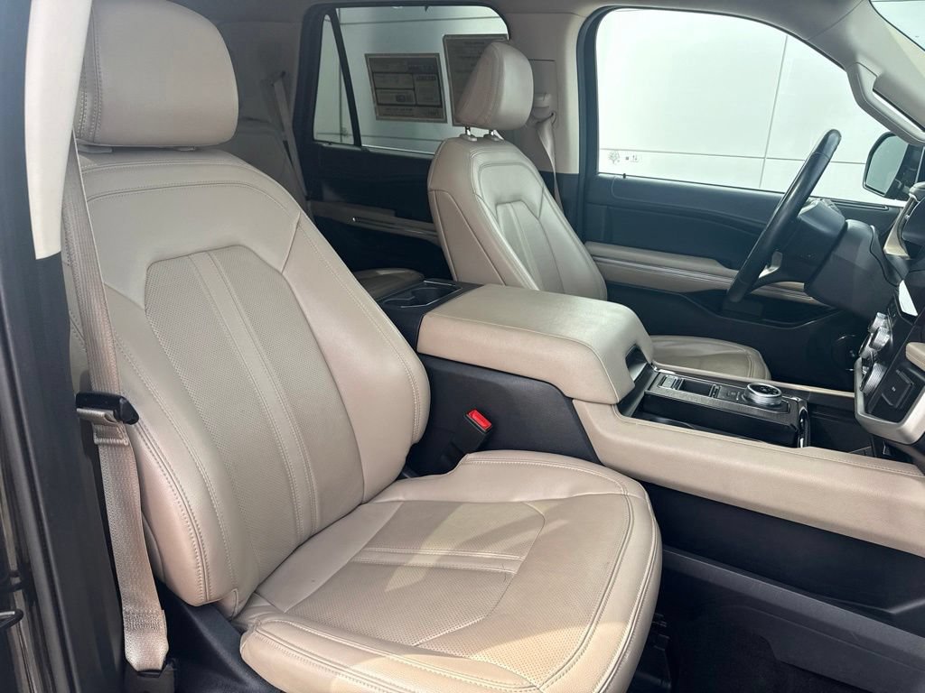 Certified 2024 Ford Expedition Limited RWD image 37