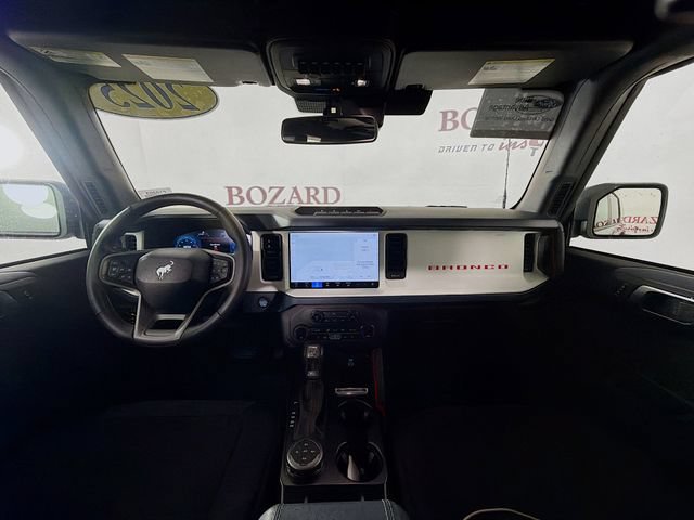 Certified 2025 Ford Bronco Heritage Edition AWD/4WD image 29