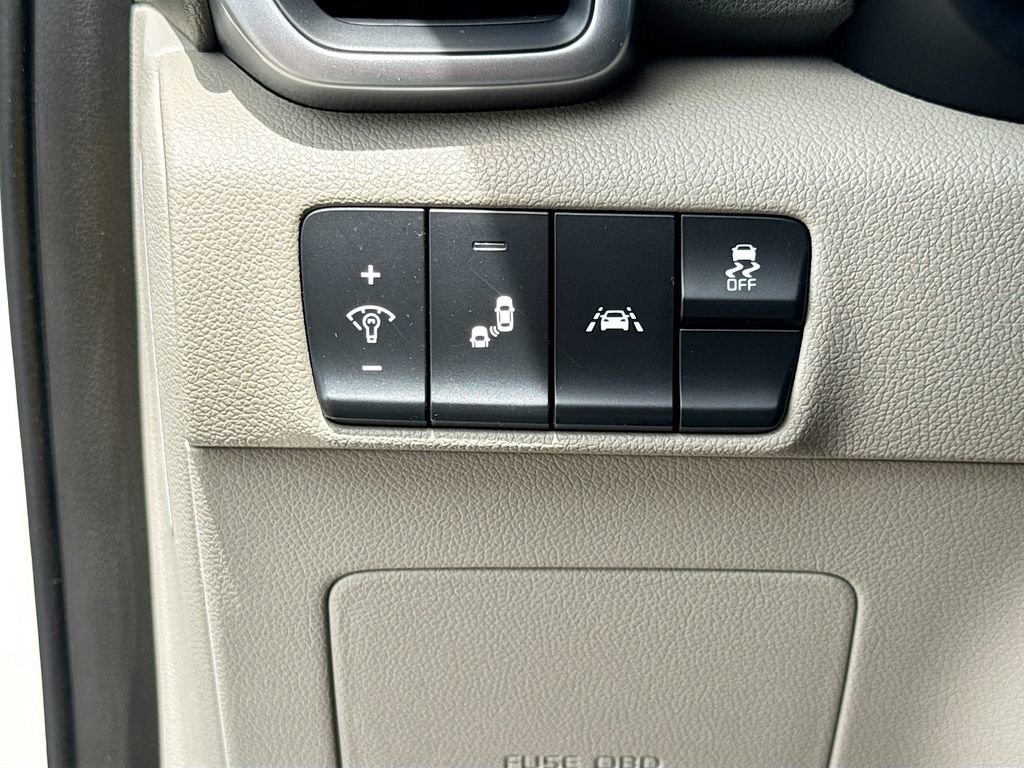 Used 2018 Kia Sportage LX w/ LX Technology Package FWD image 10