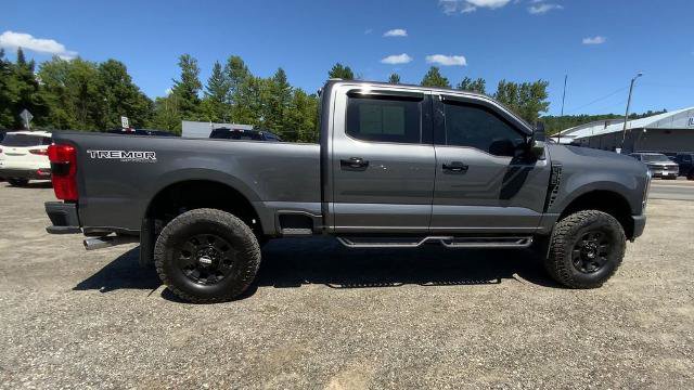 Certified 2026 Ford F350 Platinum w/ Tremor Off-Road Package AWD/4WD image 9