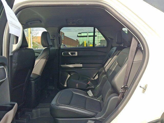 Certified 2023 Ford Explorer XLT w/ Equipment Group 202A AWD/4WD image 20