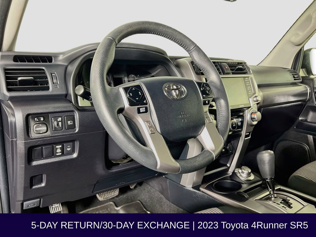 Used 2023 Toyota 4Runner SR5 AWD/4WD image 11