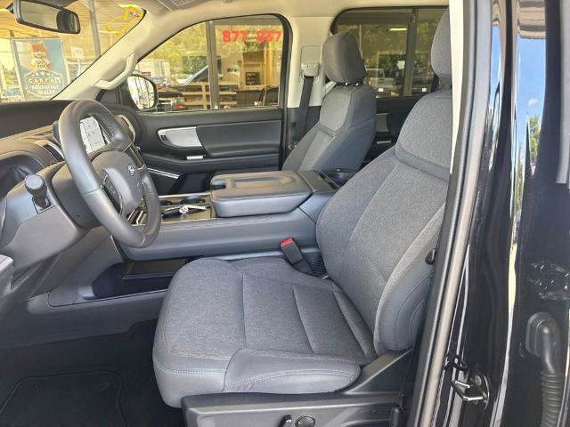 Certified 2025 Ford Expedition Active RWD image 9