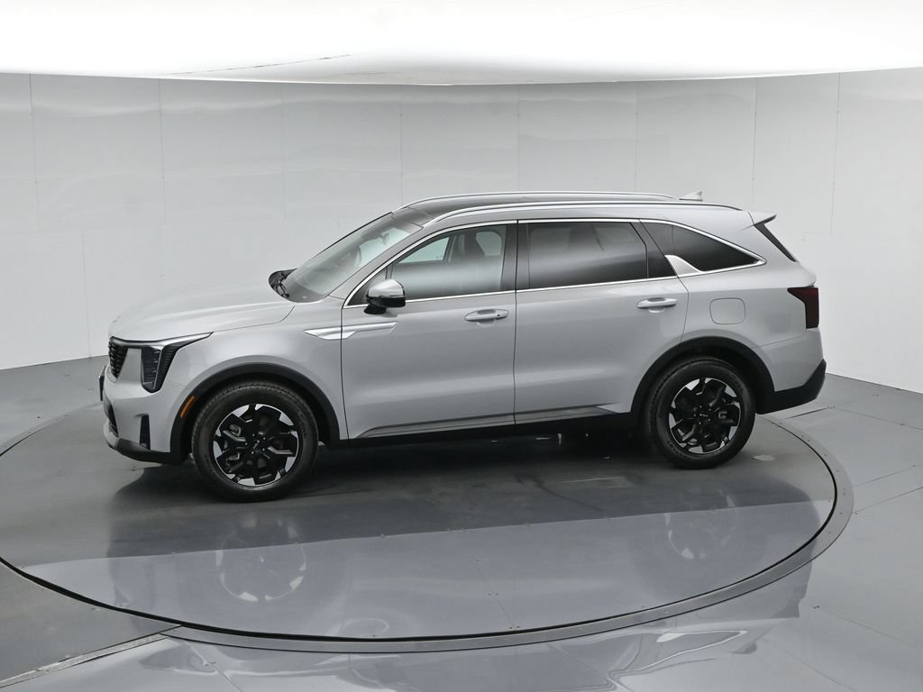 Used 2025 Kia Sorento S w/ Panoramic Sunroof Package FWD image 49