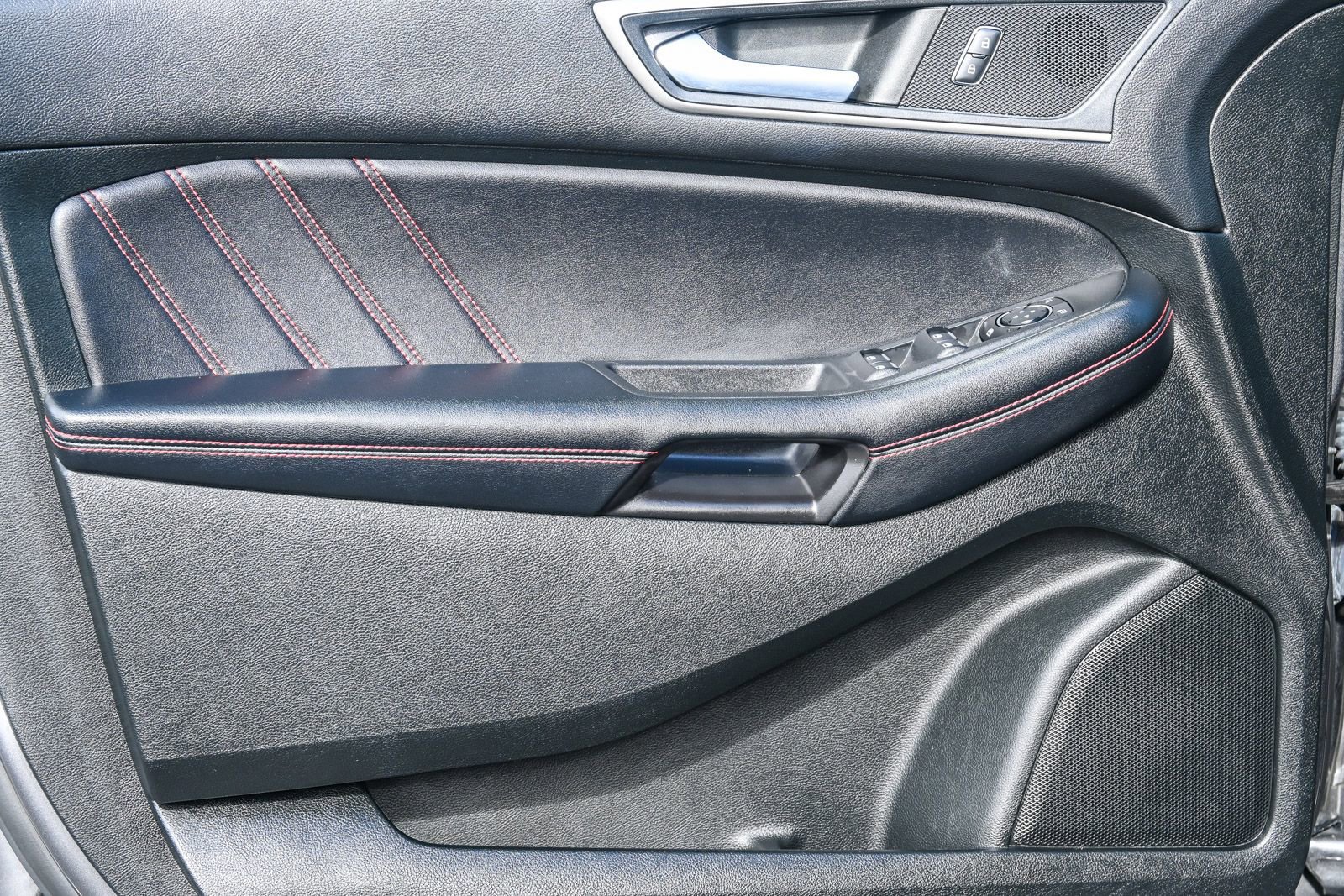 Certified 2023 Ford Edge ST-Line image 21