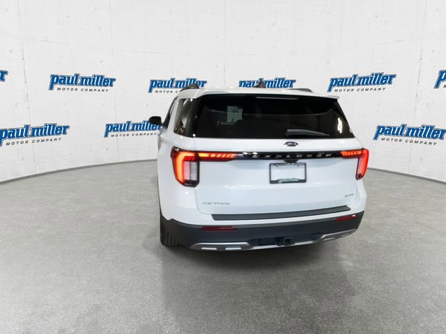 Certified 2025 Ford Explorer Active w/ Active Comfort Package AWD/4WD image 9
